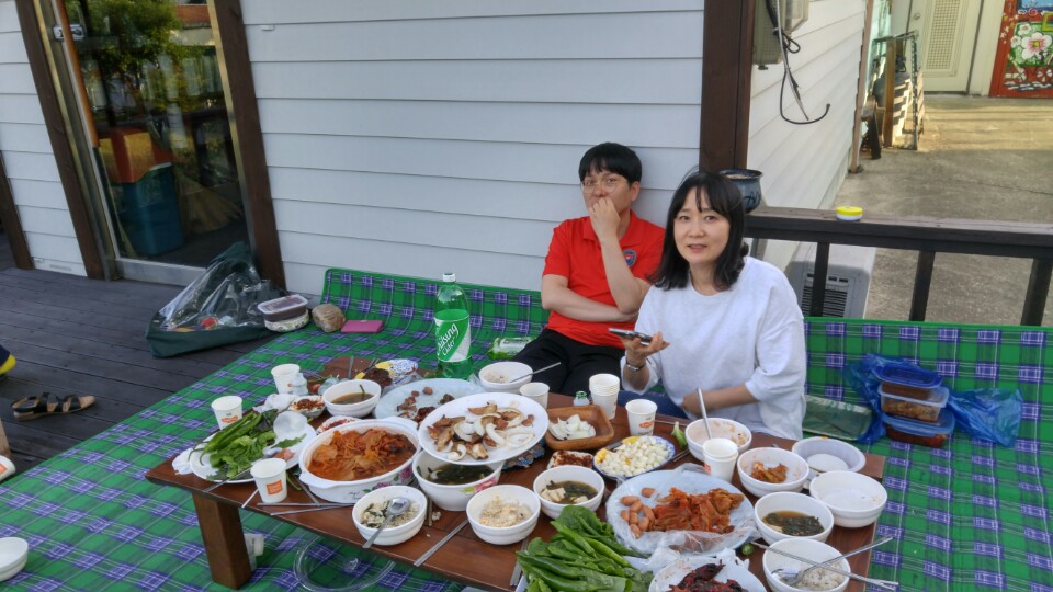푸짐한 상.jpeg