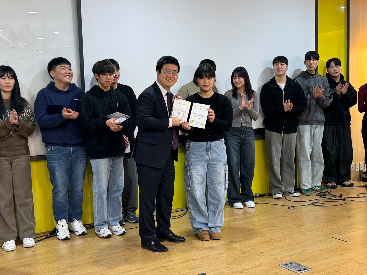 KakaoTalk_20250106_184857442_17.jpg