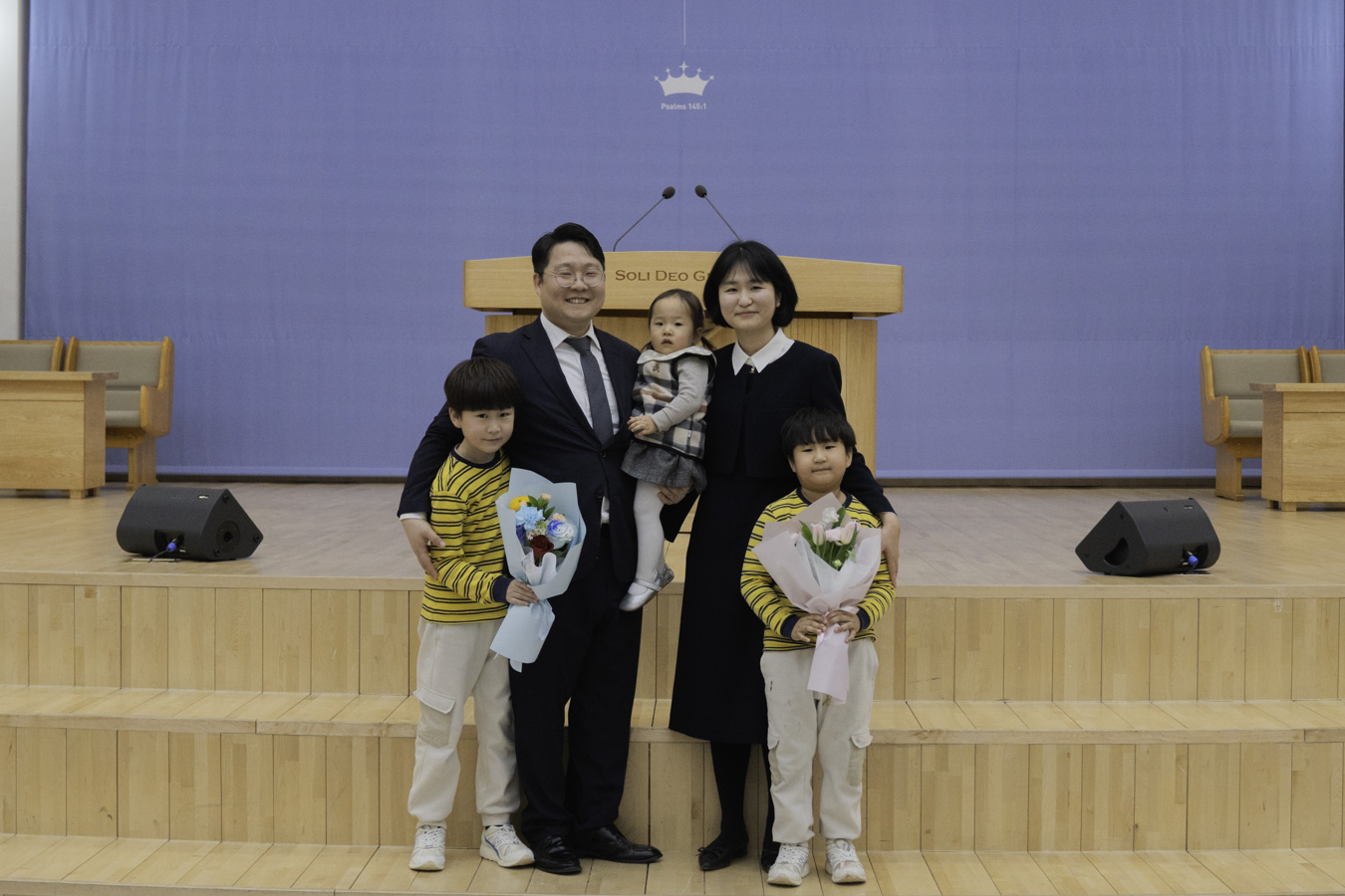 2025-02-16_제자,사역훈련 수료예배-96.jpg