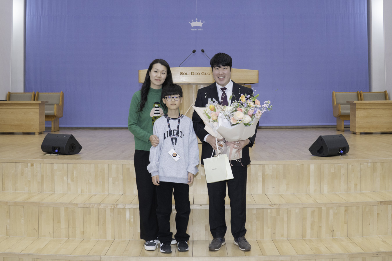2025-02-16_제자,사역훈련 수료예배-50.jpg