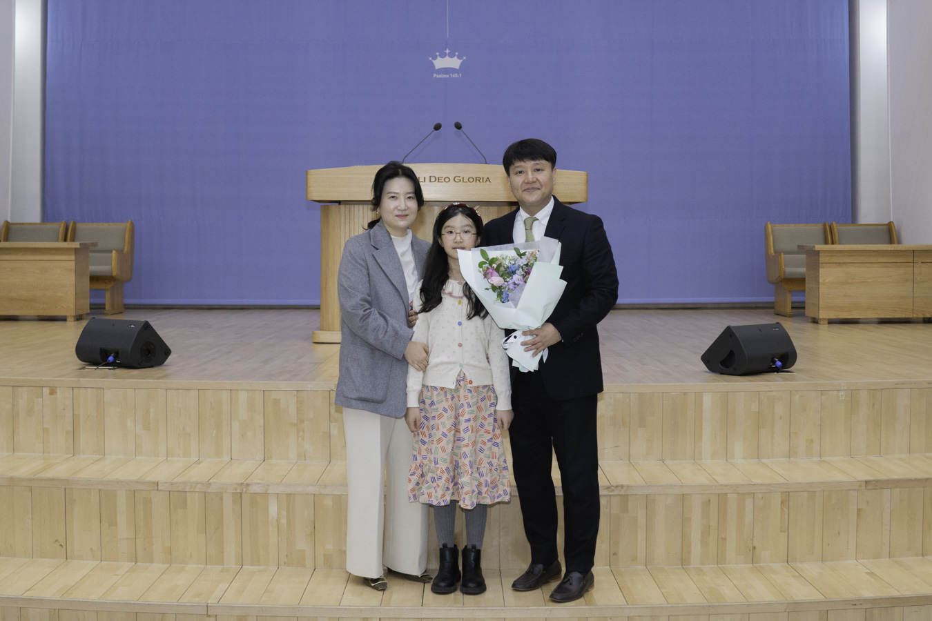 2025-02-16_제자,사역훈련 수료예배-52.jpg