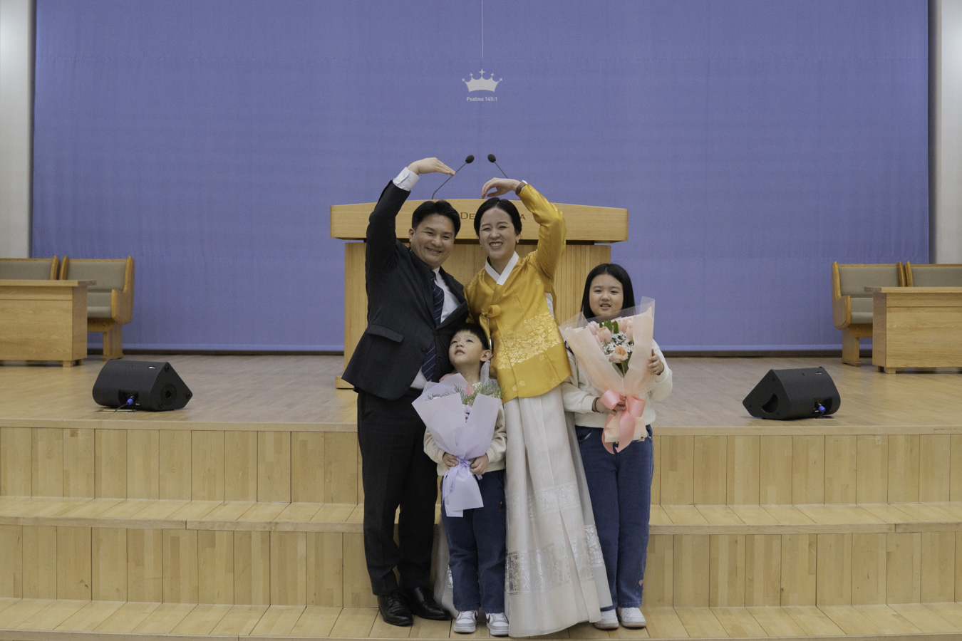 2025-02-16_제자,사역훈련 수료예배-94.jpg