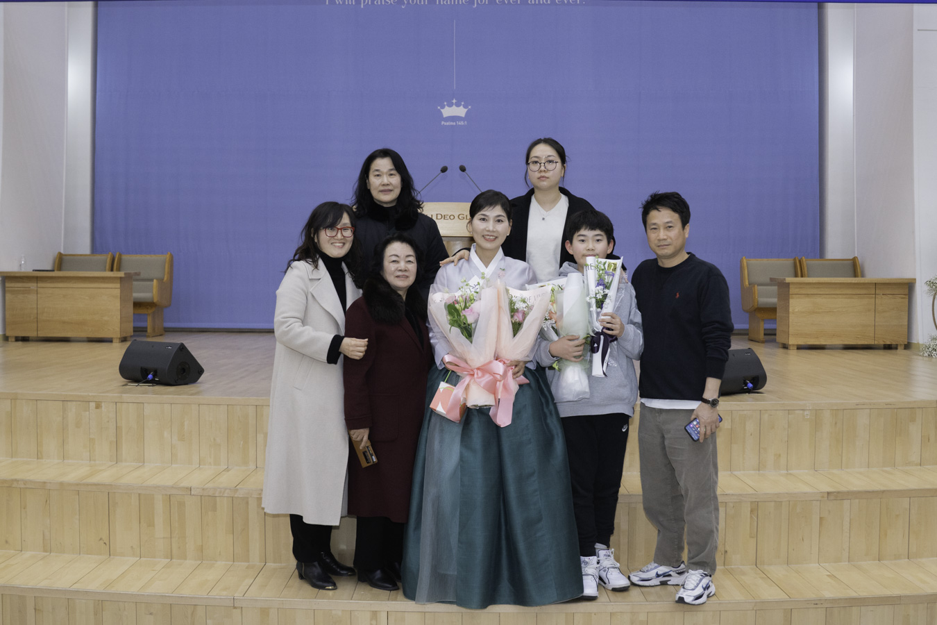 2025-02-16_제자,사역훈련 수료예배-51.jpg