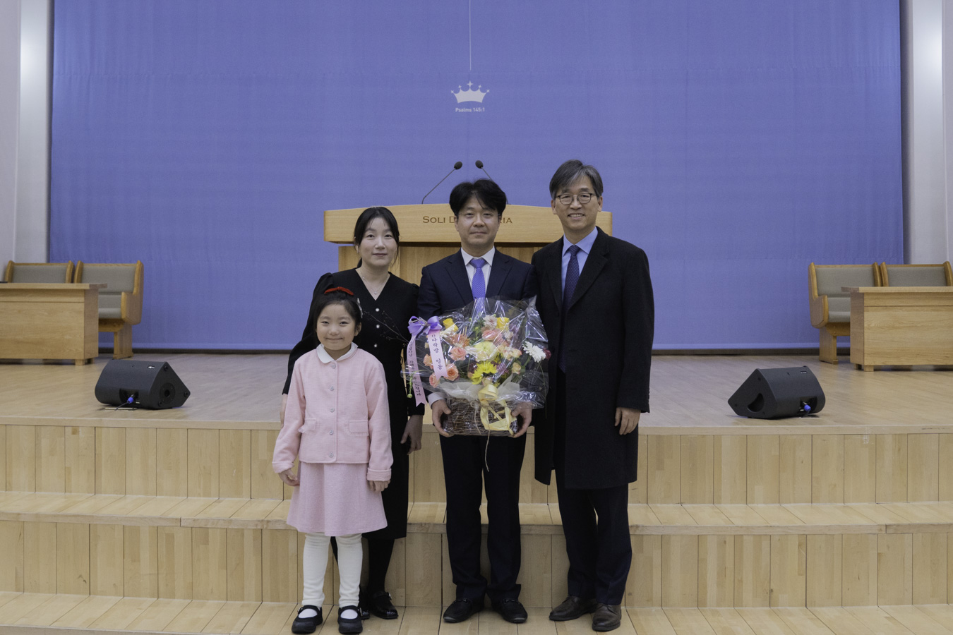 2025-02-16_제자,사역훈련 수료예배-75.jpg