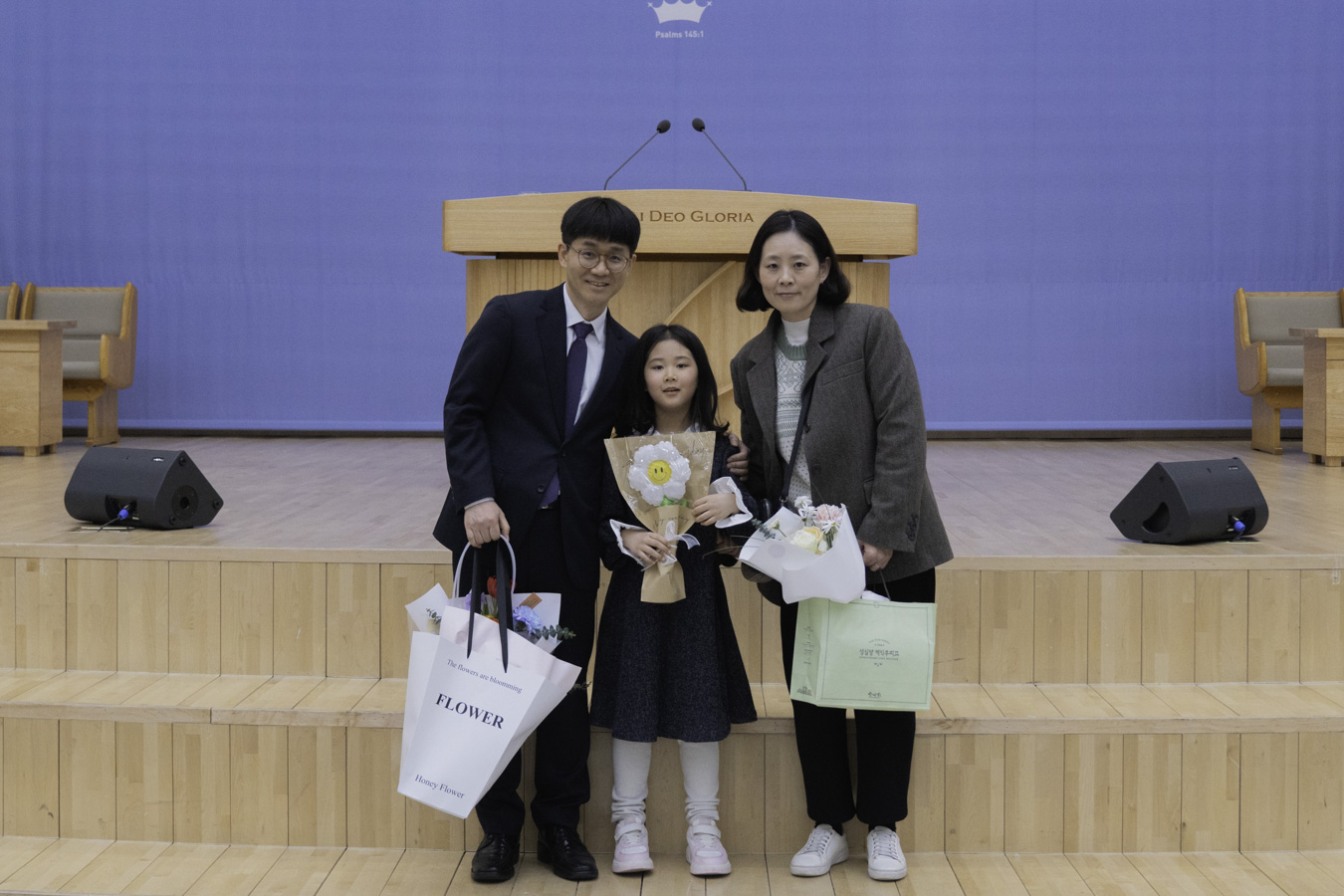 2025-02-16_제자,사역훈련 수료예배-76.jpg