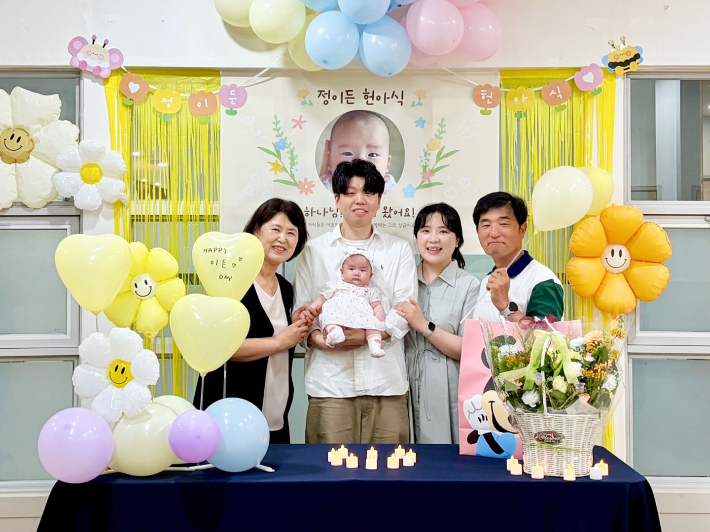 단체사진_4_보정_교체.jpg