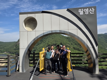 단체사진2.jpg