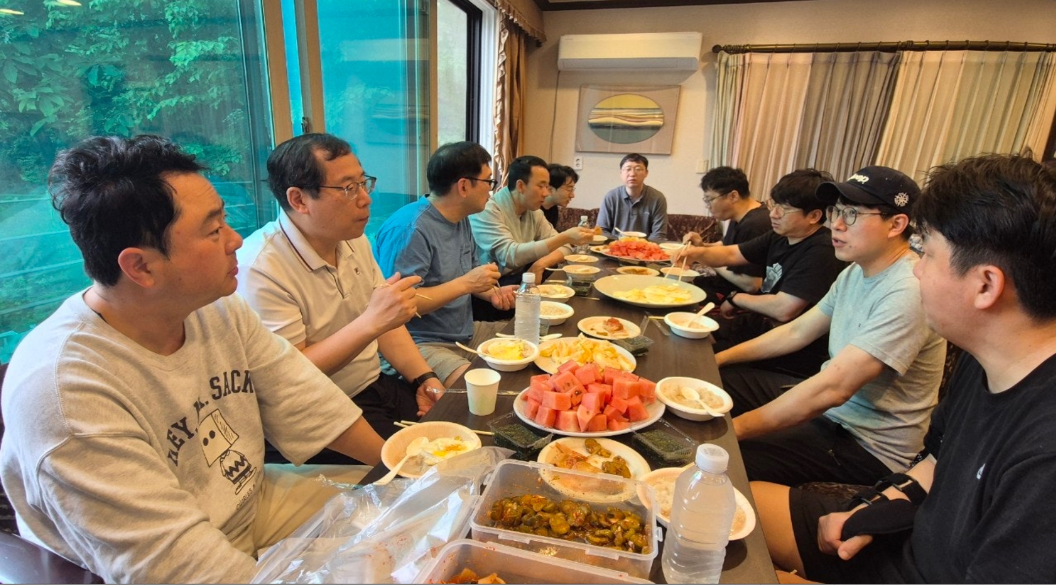 8 아침식사 사진.jpg