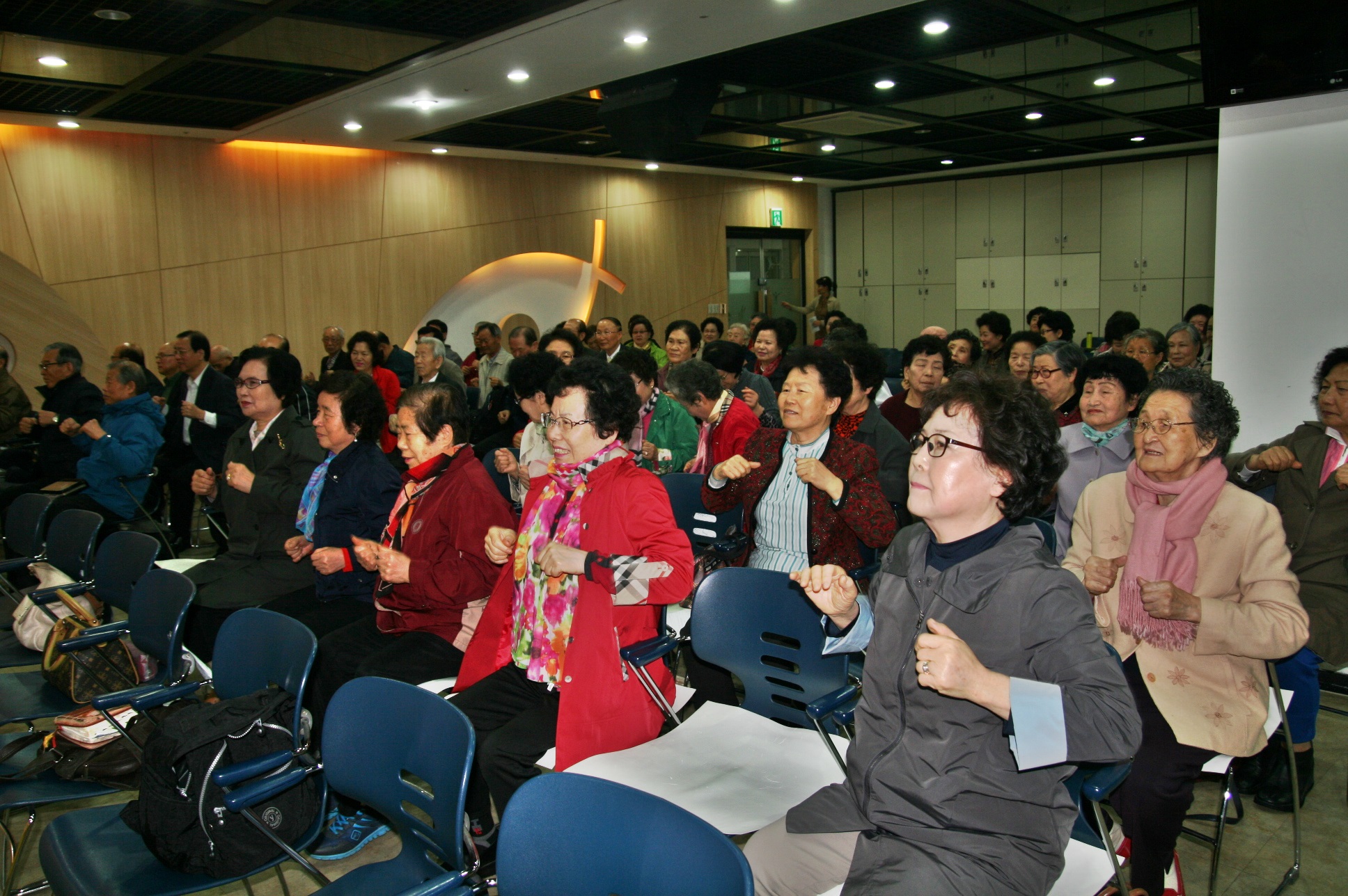 4-IMG_4447.JPG